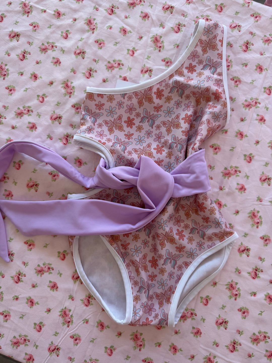 Butterfly one shoulder swim