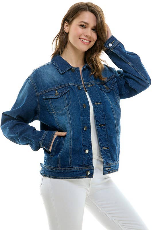 Boyfriend's Denim  jacket for the roomy and relaxed fit