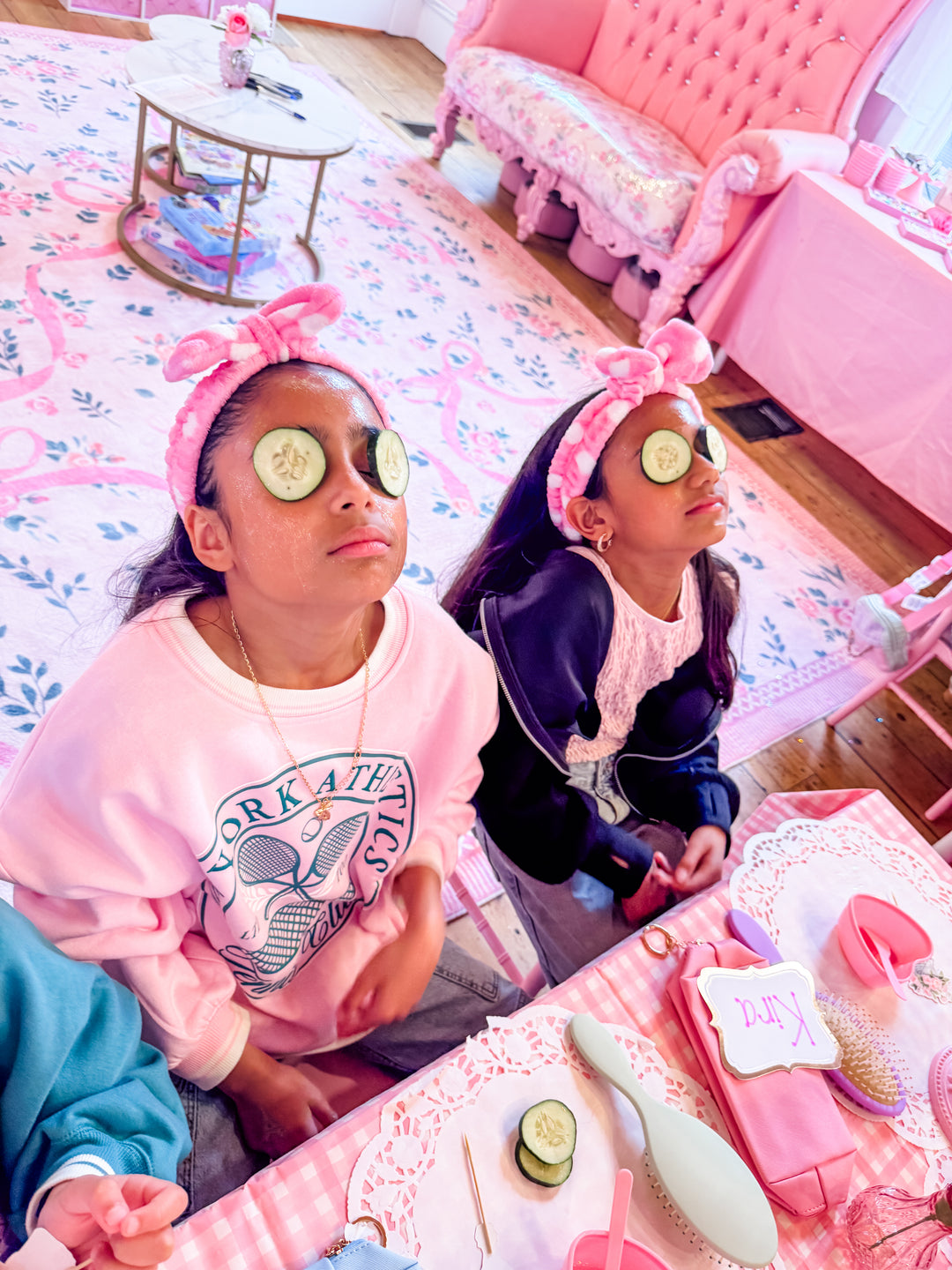 Tres Chic Soirée Deposit