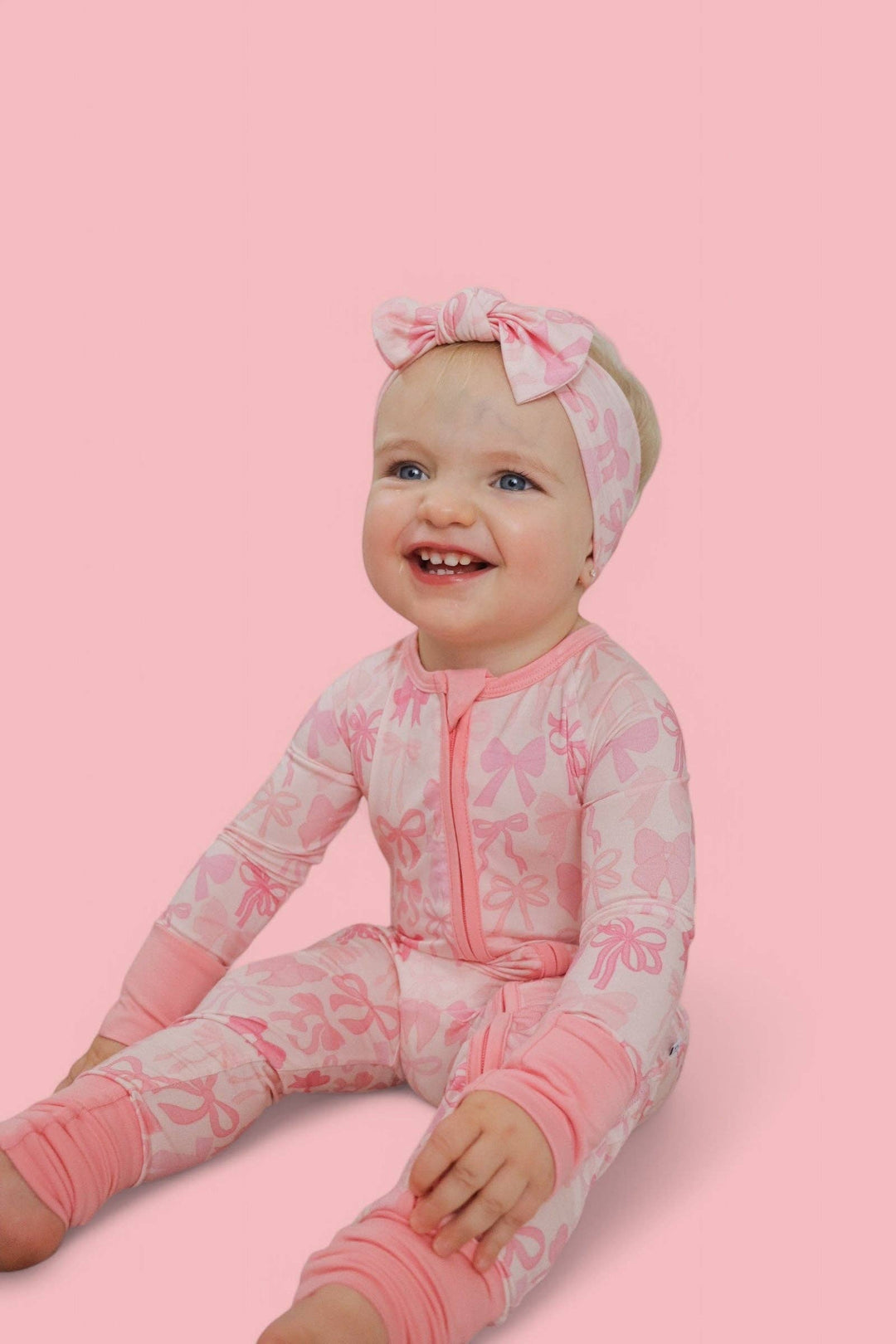 PRE-ORDER BLISSFUL BOWS DREAM ROMPER: 6-12M