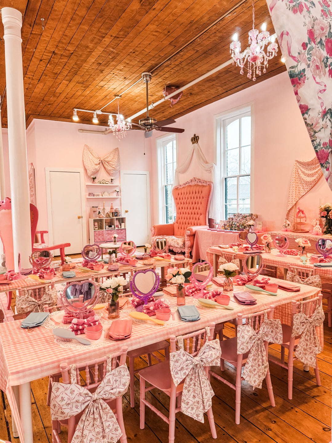 Tres Chic Soirée Deposit