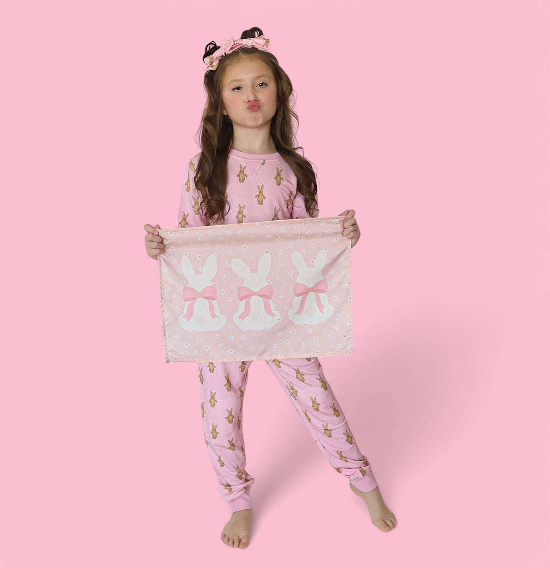 BLUSHIN' BUNNIES DREAM PULLOVER: 5/6T