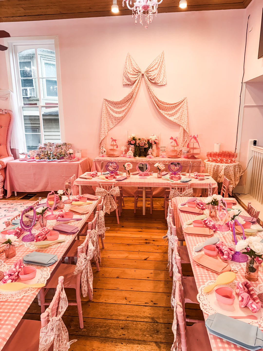 Tres Chic Soirée Deposit