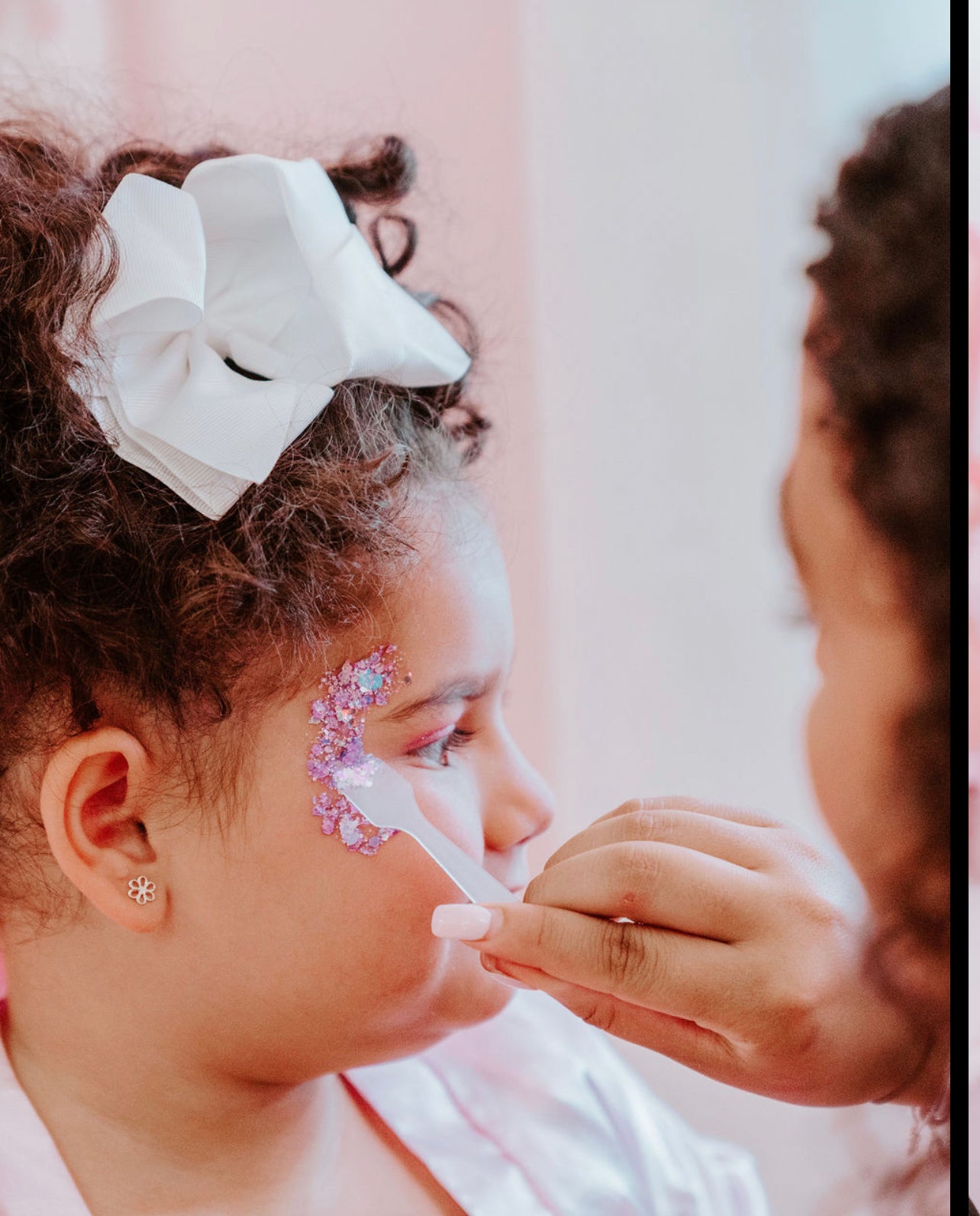 Glitter makeup options at Sieanna's Sunnies