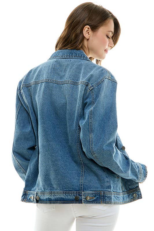 Boyfriend's Denim  jacket for the roomy and relaxed fit