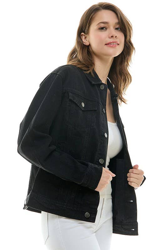 Boyfriend's Denim  jacket for the roomy and relaxed fit